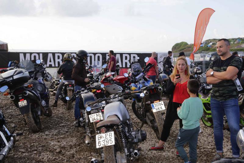 Las motos y la música fueron protagonistas del festival, que no se reindió a pesar del mal tiempo.