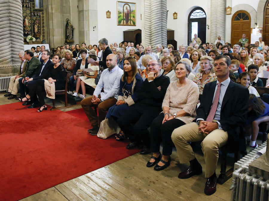 Rafael Felgueroso, vecino de Somió, abogado de profesión, exconcejal de Seguridad Ciudadana y portavoz del Ayuntamiento en la pasada legislatura de Carmen Moriyón, fue el encargado de dar el pregón que dio inicio a las fiestas del Carmen de Somió.