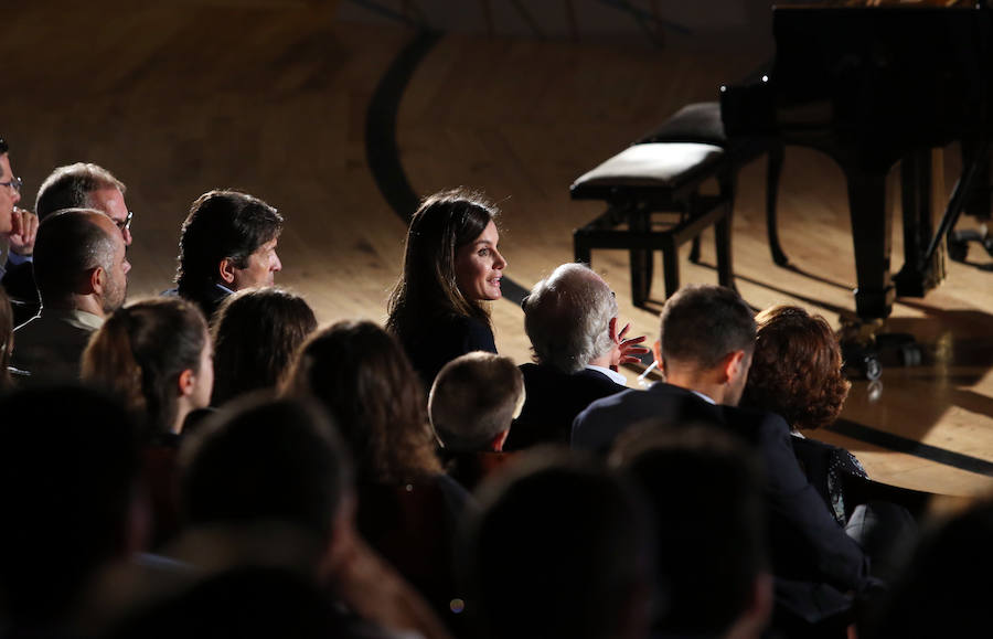 Fotos: Doña Letizia preside la apertura de los cursos de música de la Fundación Princesa