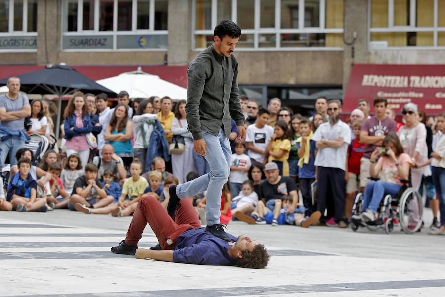 La exhibición de danza de la compañía vasca Ertza conquistó al público asistente