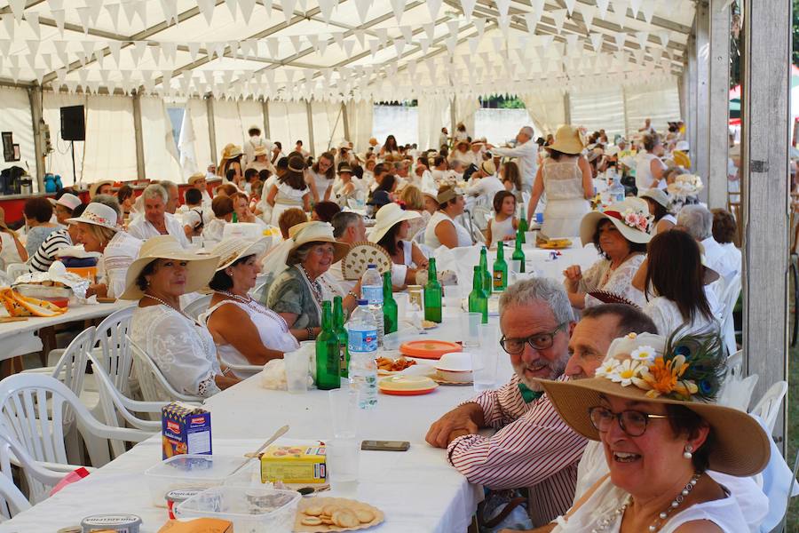 Más de 650 personas participaron en la popular comida de las fiestas de San Pelayo