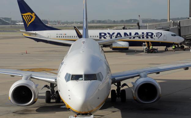 Aviones de Ryanair en el aeropuerto de El Prat.