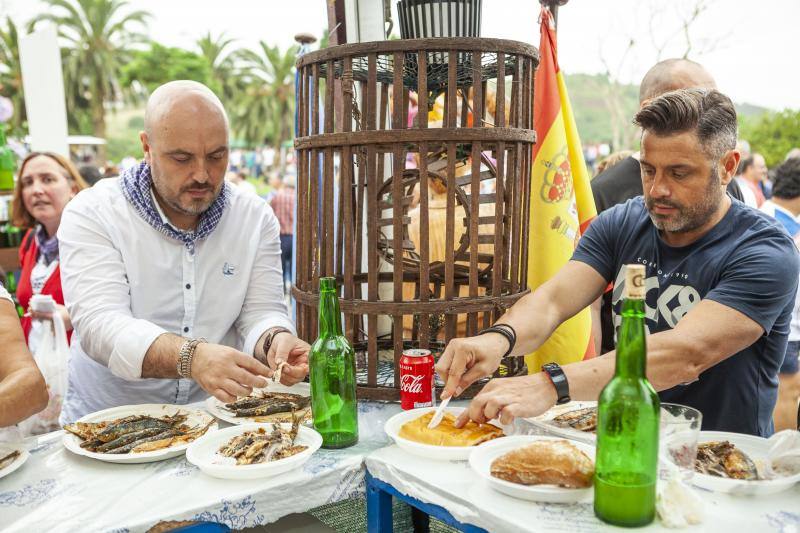 El Ayuntamiento propondrá la candidatura del evento a Fiesta de Interés Turístico Nacional. En esta edición se pusieron a la venta más de dos mil kilos de sardinas