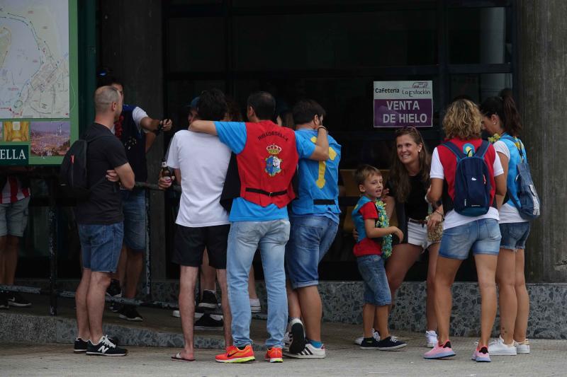 Fotos: El recibiemiento a los deportistas en Ribadesella