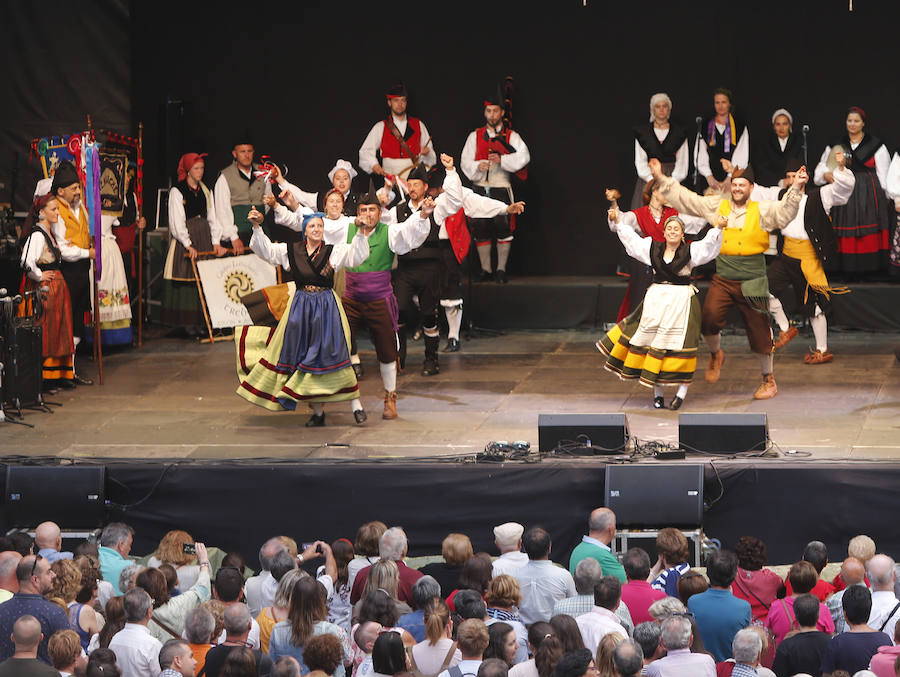 El piragüista olímpico se agarró al micrófono con un inmenso agradecimiento en la garganta y una expresiva y expresa invitación a la fiesta