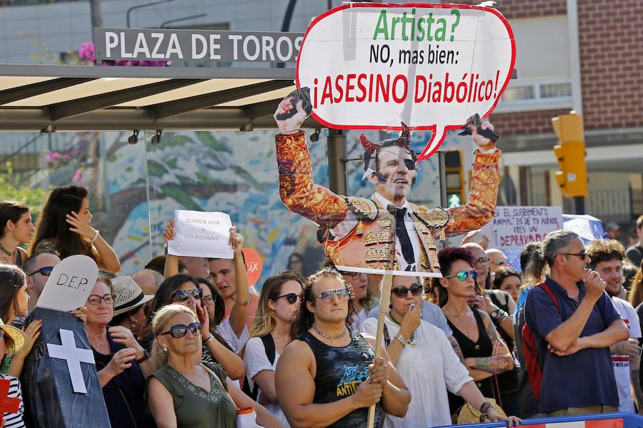 En la protesta estuvieron presentes una veintena de asociaciones y partidos políticos. 