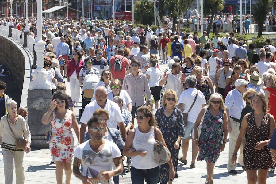 Tras una soleada jornada festiva que disfrutamos este miércoles en Asturias, el jueves esperamos un aumento de la nubosidad y también de la probabilidad de precipitaciones