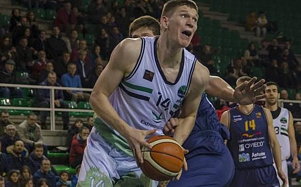 Rolandas Jakstas, nuevo jugador del Liberbank Oviedo