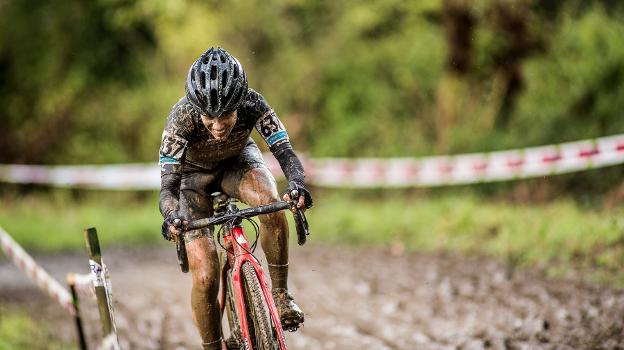 La ciclista de Viella, en pleno esfuerzo. 