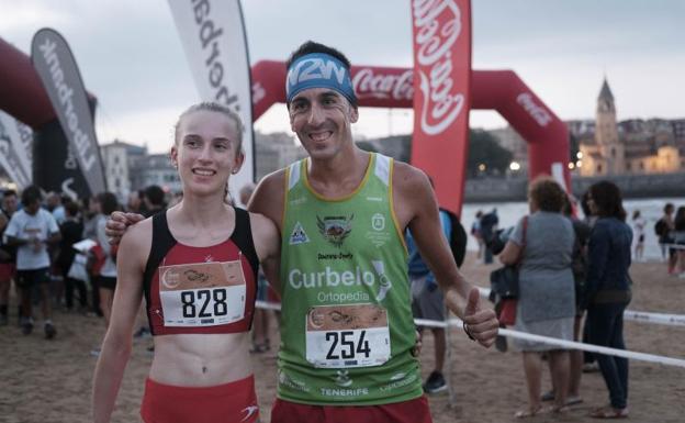 Xavi Tomasa repite triunfo en la Carrera de la Playa