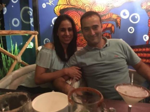 José Manuel Pulgar y su esposa, Fabiola, en México. 