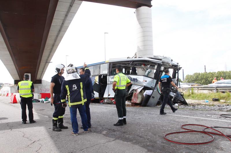 El vehículo impactó contra uno de los pilares de los nuevos accesos al PEPA