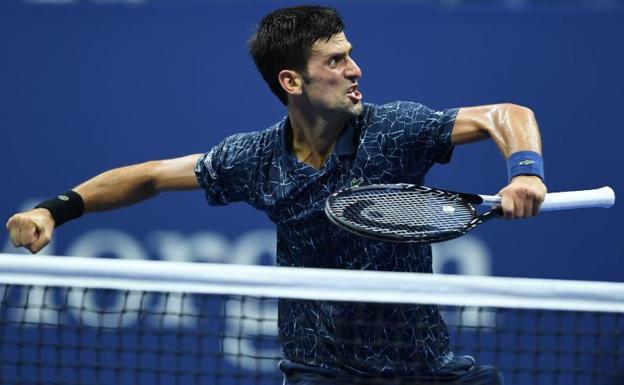 Novak Djokovic celebra su victoria ante John Millman y su pase a semifinales. 