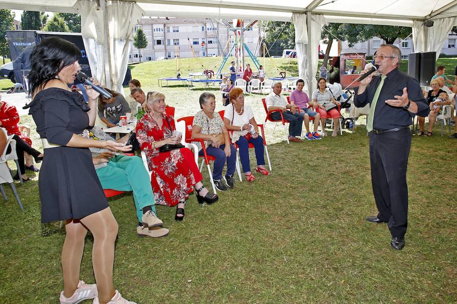 Las fiestas patronales del barrio estuvieron cargadas de música, vermú y procesión.