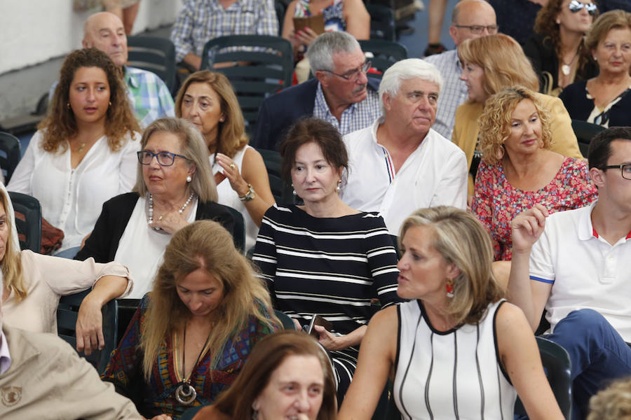 Los premiados pusieron el acento en el «ambiente alegre y familiar que caracterizaba a la entidad durante los primeros años.