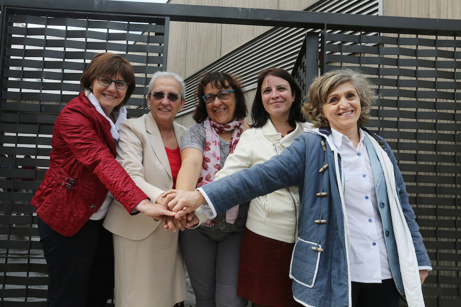 2016. Pilar Varela, Adriana Lastra y María Luisa Carcedo visitaron Proyecto Hombre.