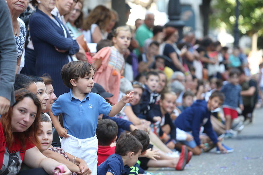 Fotos: ¿Estuviste en el desfile del Día de América en Asturias 2018? ¡Búscate!