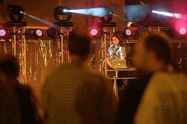 Nadah el Shazly durante su actuación. :: HUGO ÁLVAREZ