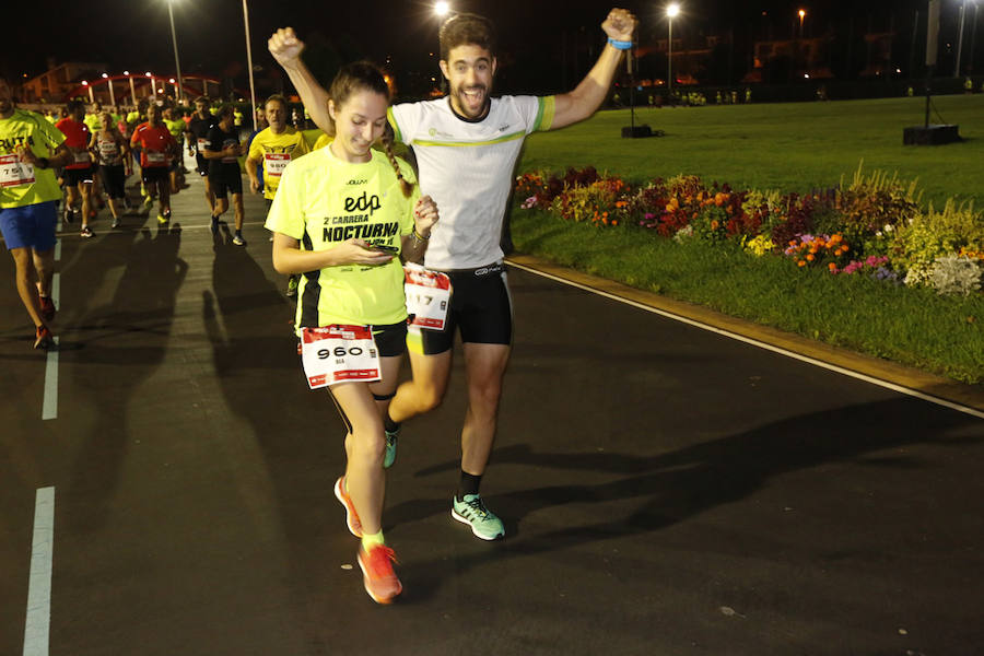 Fotos: ¿Estuviste en la EdP Carrera Nocturna Gijón 10 k? ¡Búscate! (2)