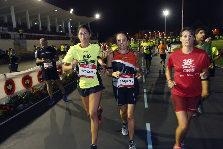 Fotos: ¿Estuviste en la EdP Carrera Nocturna Gijón 10 k? ¡Búscate! (2)