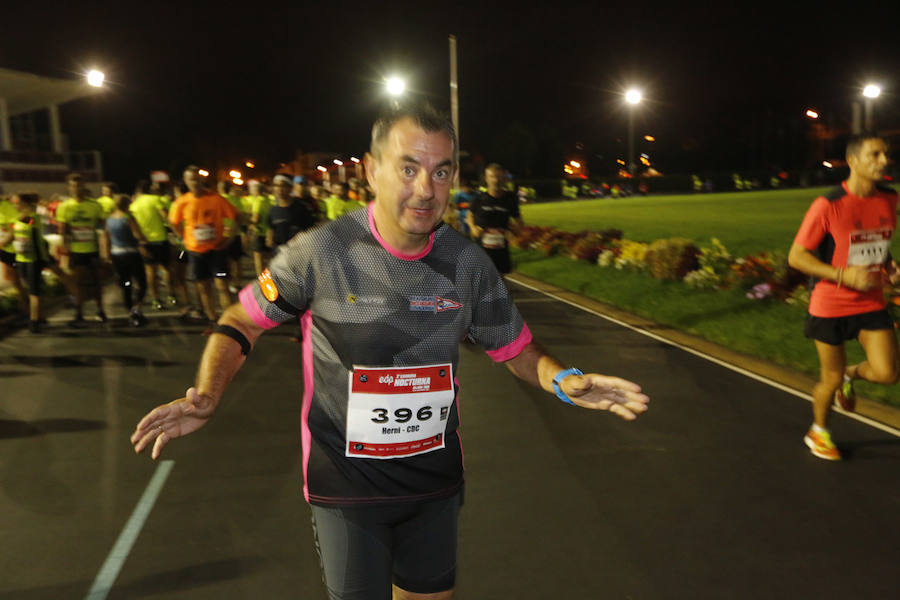 Fotos: ¿Estuviste en la EdP Carrera Nocturna Gijón 10 k? ¡Búscate! (2)