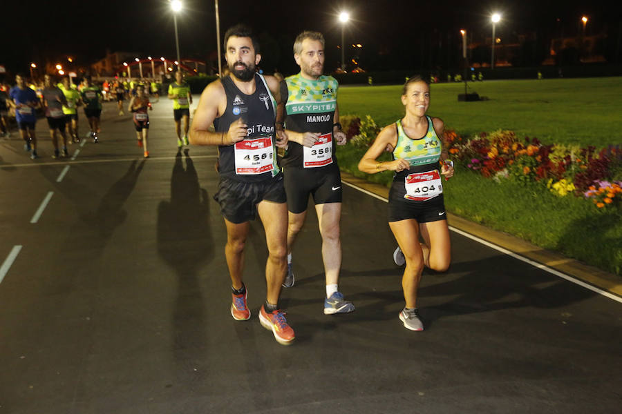 Fotos: ¿Estuviste en la EdP Carrera Nocturna Gijón 10 k? ¡Búscate! (2)