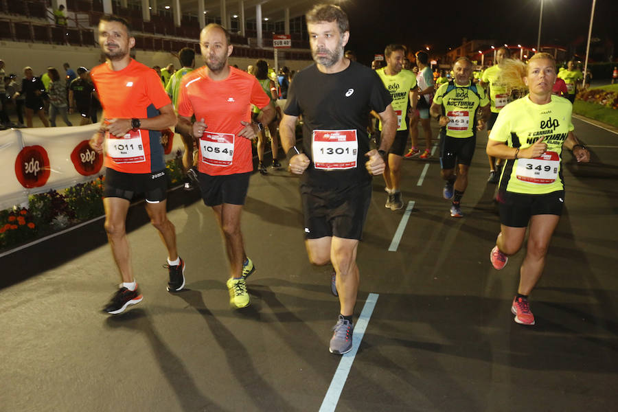 Fotos: ¿Estuviste en la EdP Carrera Nocturna Gijón 10 k? ¡Búscate! (2)