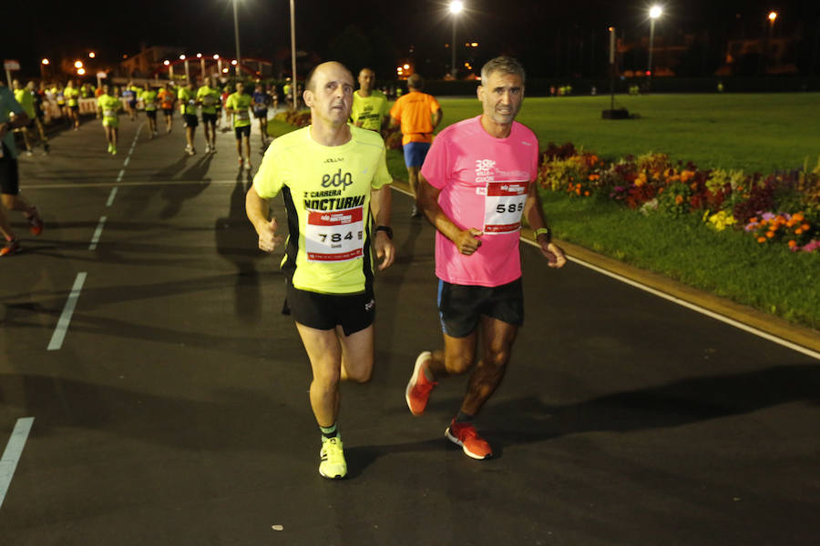 Fotos: ¿Estuviste en la EdP Carrera Nocturna Gijón 10 k? ¡Búscate! (2)