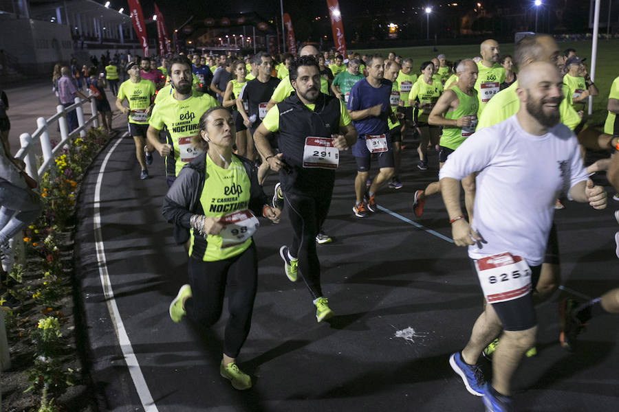 Fotos: ¿Estuviste en la EdP Carrera Nocturna Gijón 10 k? ¡Búscate! (2)