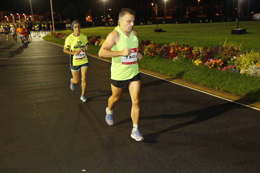 Fotos: ¿Estuviste en la EdP Carrera Nocturna Gijón 10 k? ¡Búscate! (2)