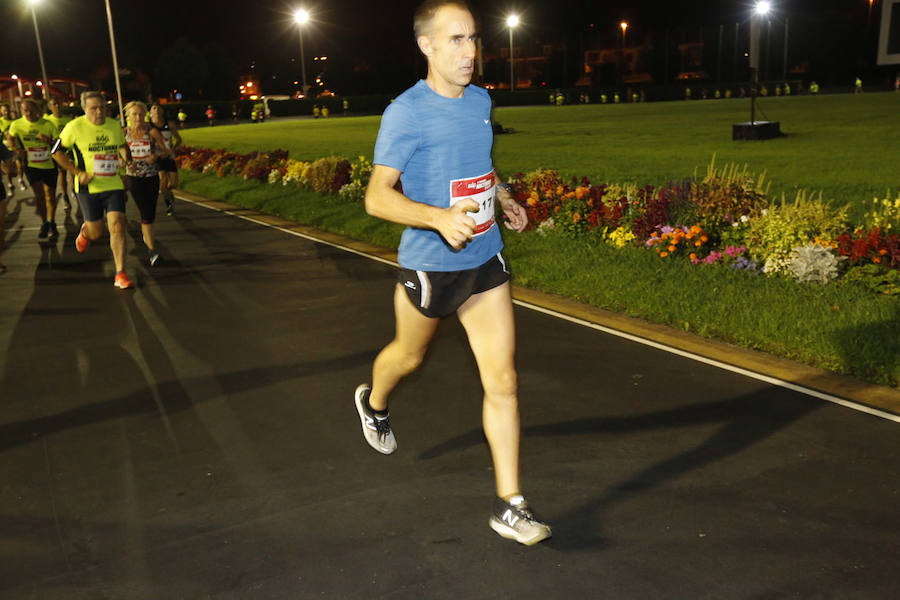 Fotos: ¿Estuviste en la EdP Carrera Nocturna Gijón 10 k? ¡Búscate! (2)