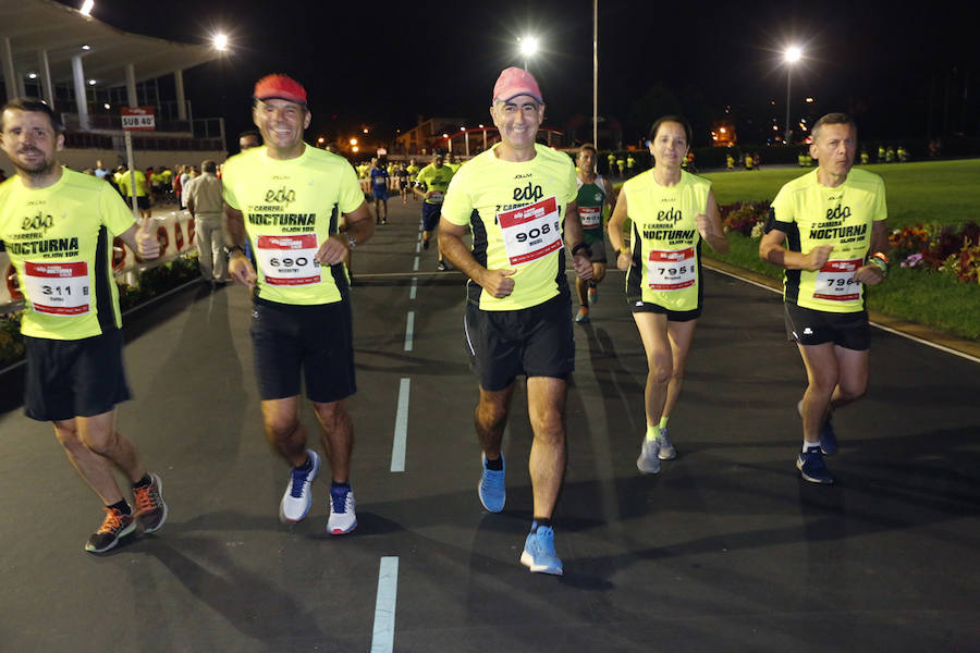 Fotos: ¿Estuviste en la EdP Carrera Nocturna Gijón 10 k? ¡Búscate! (2)