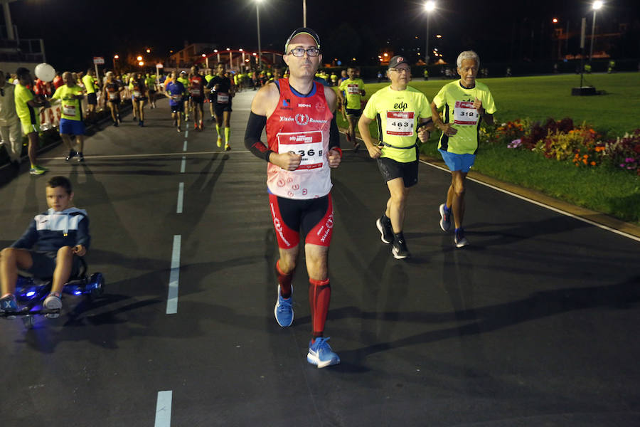 Fotos: ¿Estuviste en la EdP Carrera Nocturna Gijón 10 k? ¡Búscate! (2)