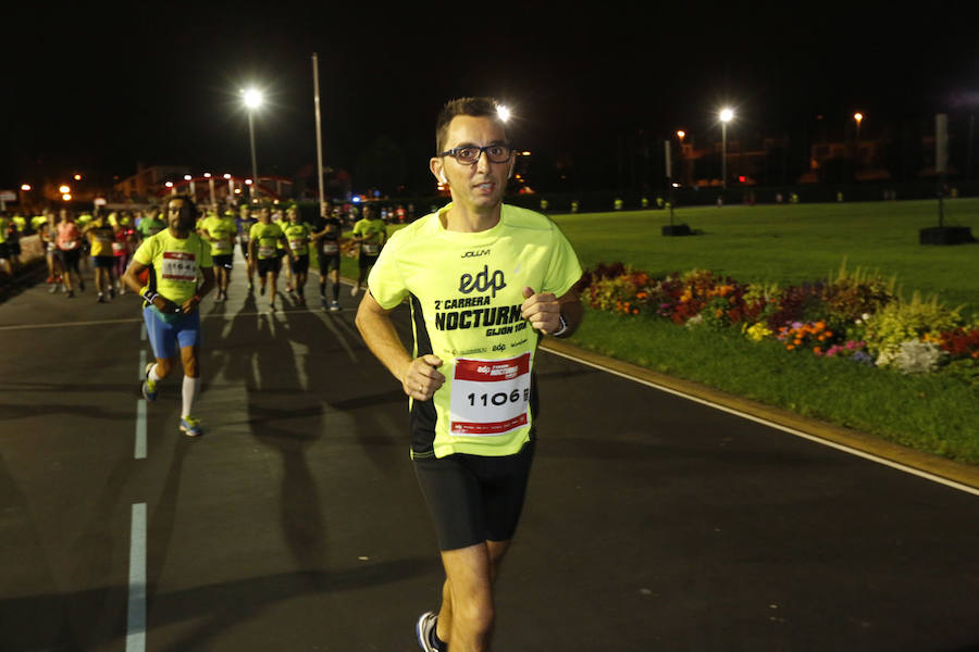 Fotos: ¿Estuviste en la EdP Carrera Nocturna Gijón 10 k? ¡Búscate! (2)