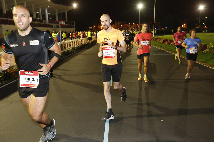 Fotos: ¿Estuviste en la EdP Carrera Nocturna Gijón 10 k? ¡Búscate! (2)
