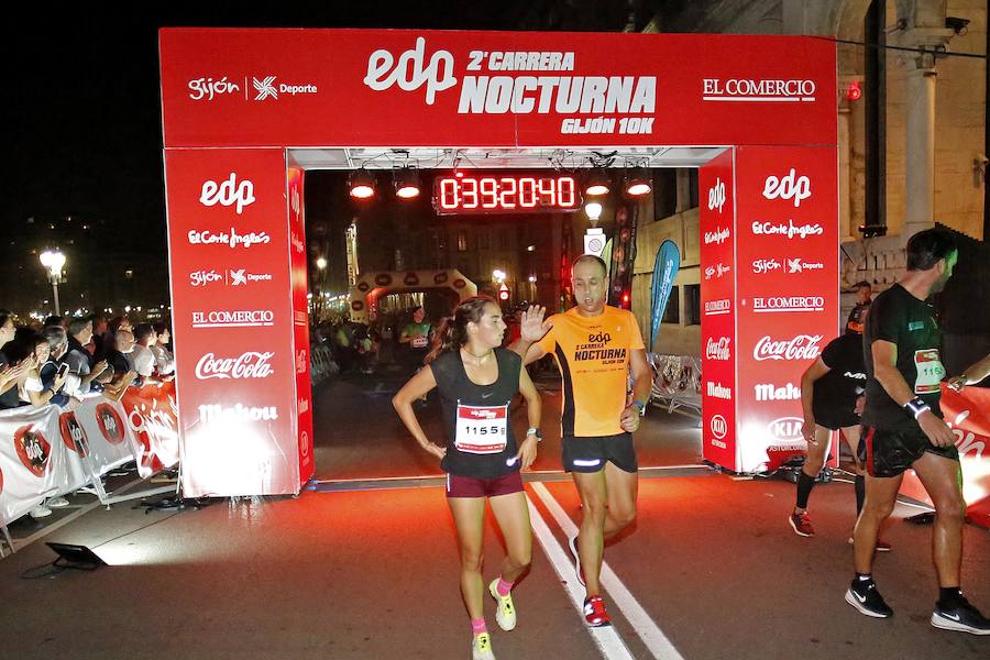  Carrera Nocturna Gijón 10K  Moha Bakkali y Esther Álvarez se impusieron en la prueba. 