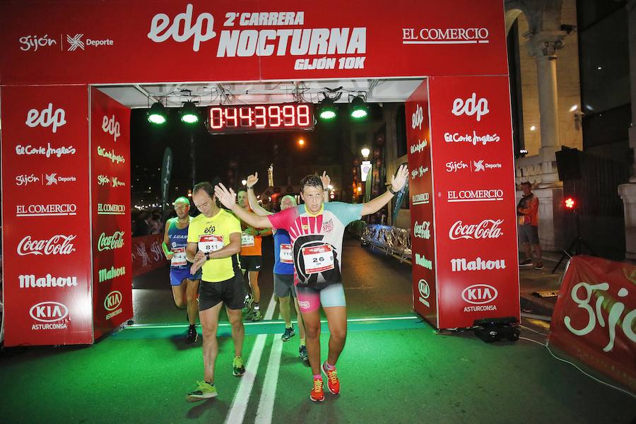  Carrera Nocturna Gijón 10K  Moha Bakkali y Esther Álvarez se impusieron en la prueba. 