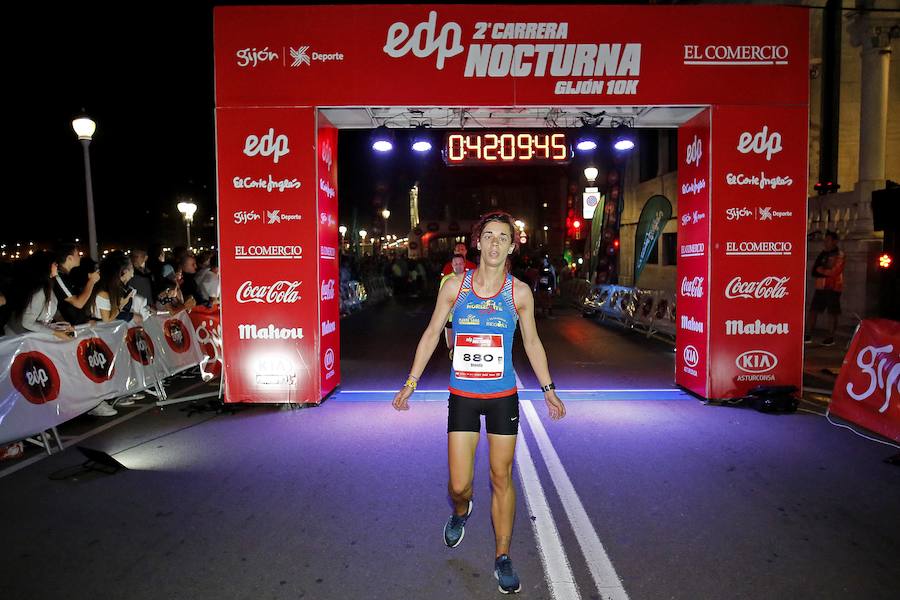  Carrera Nocturna Gijón 10K  Moha Bakkali y Esther Álvarez se impusieron en la prueba. 