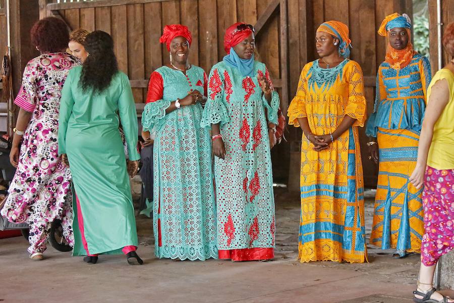 La XI Fiesta Intercultural llenó el espacio de danzas, degustaciones y moda.