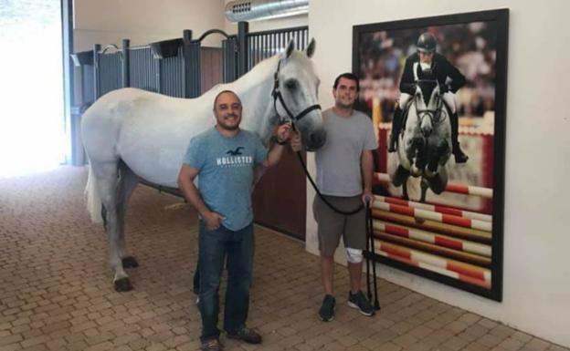 Sergio Álvarez Moya dice adiós a 'Carlo', su mejor caballo