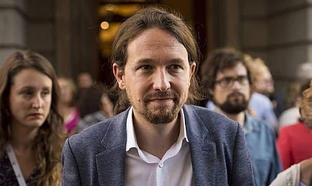 Pablo Iglesias celebra el Día Europeo de las Lenguas con un poema de la autora asturiana Vanessa Gutiérrez