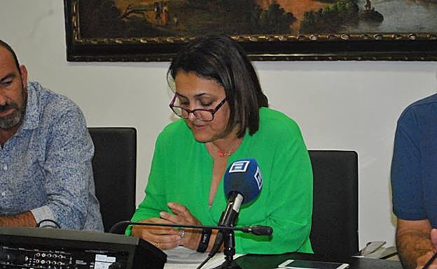 La alcaldesa de Ribadesella denuncia amenazas de muerte: «No se nos puede tratar a los cargos públicos como si fuéramos basura»