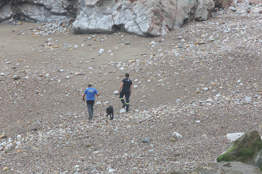 Policía, Bomberos y Guardia Civil rastrean por tierra y mar para localizar a los desaparecidos, dos vecinos de Oviedo y Avilés
