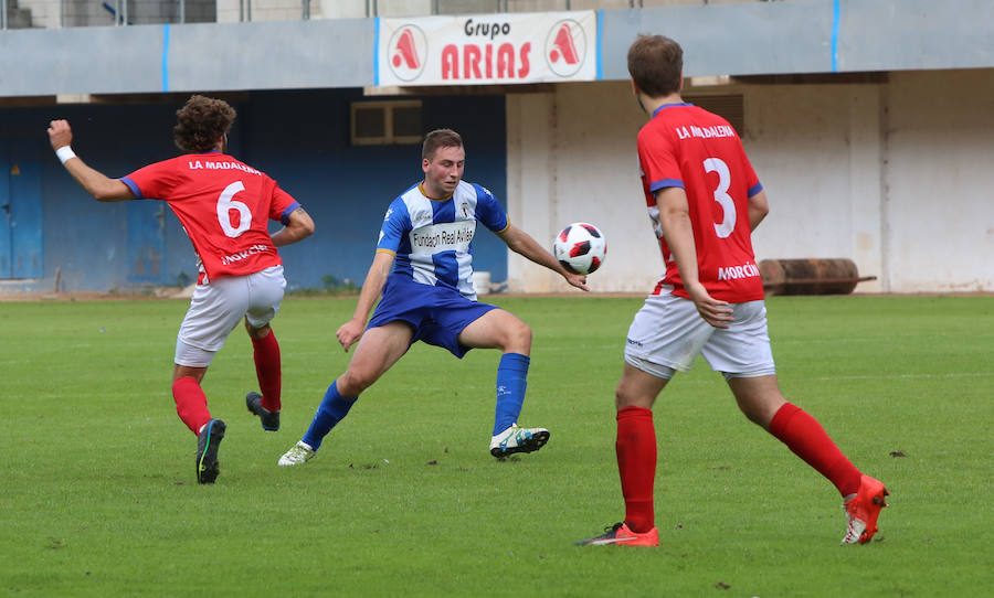 Fotos: El Real Avilés 1-0 Madalena de Morcín, en imágenes