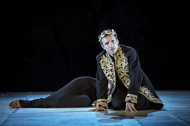 Pablo Derqui en el papel de 'Calígula', que interpretará este viernes en el Palacio Valdés. 