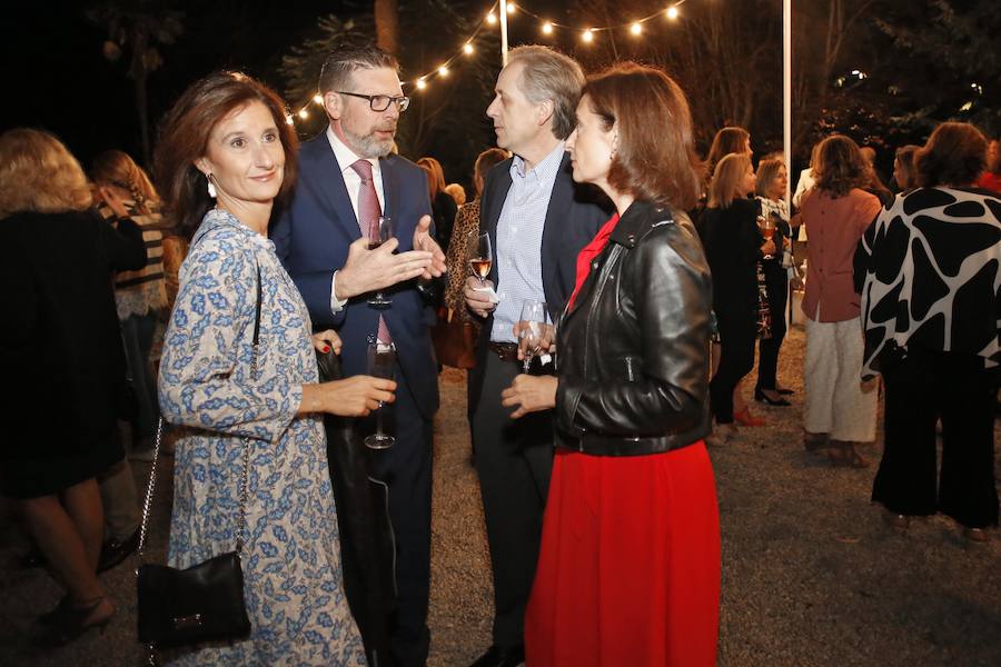 Fotos: Gala benéfica a favor de la Asociación Española contra el Cáncer en Gijón