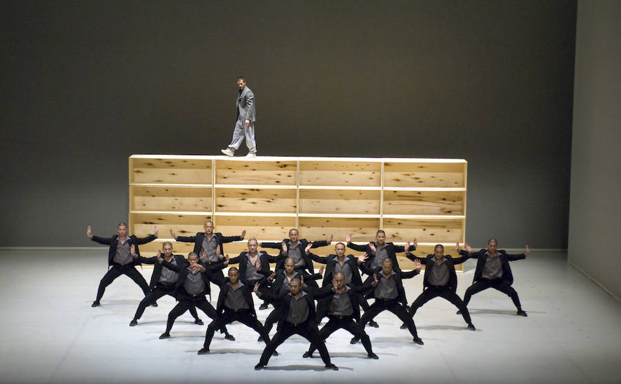 Una veintena de monjes del templo Shaolin se suben a las tablas del coliseo gijonés, en un espectáculo incluido en el ciclo Danza Xixón 2018