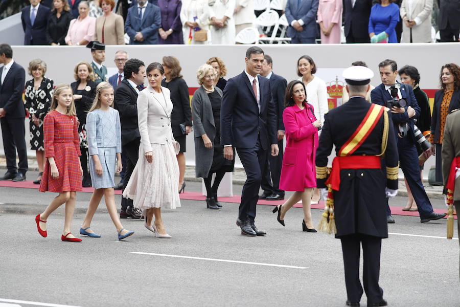 La Princesa hace visible su condición de heredera junto al Rey en el desfile