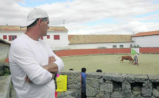 Un mayoral a Frank Cuesta: «El toro tiene que morir para que viva mi familia»