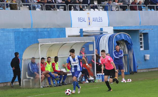 Partido disputado en el Suárez Puerta entre el Real Avilés y el Tuilla. 